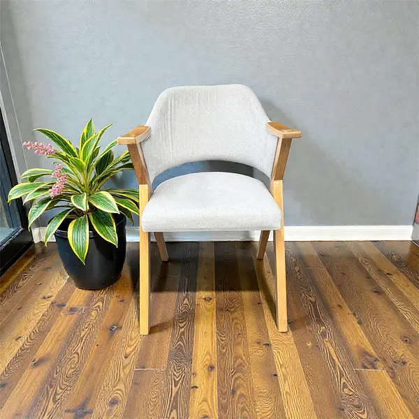 Silla Órbita Studio